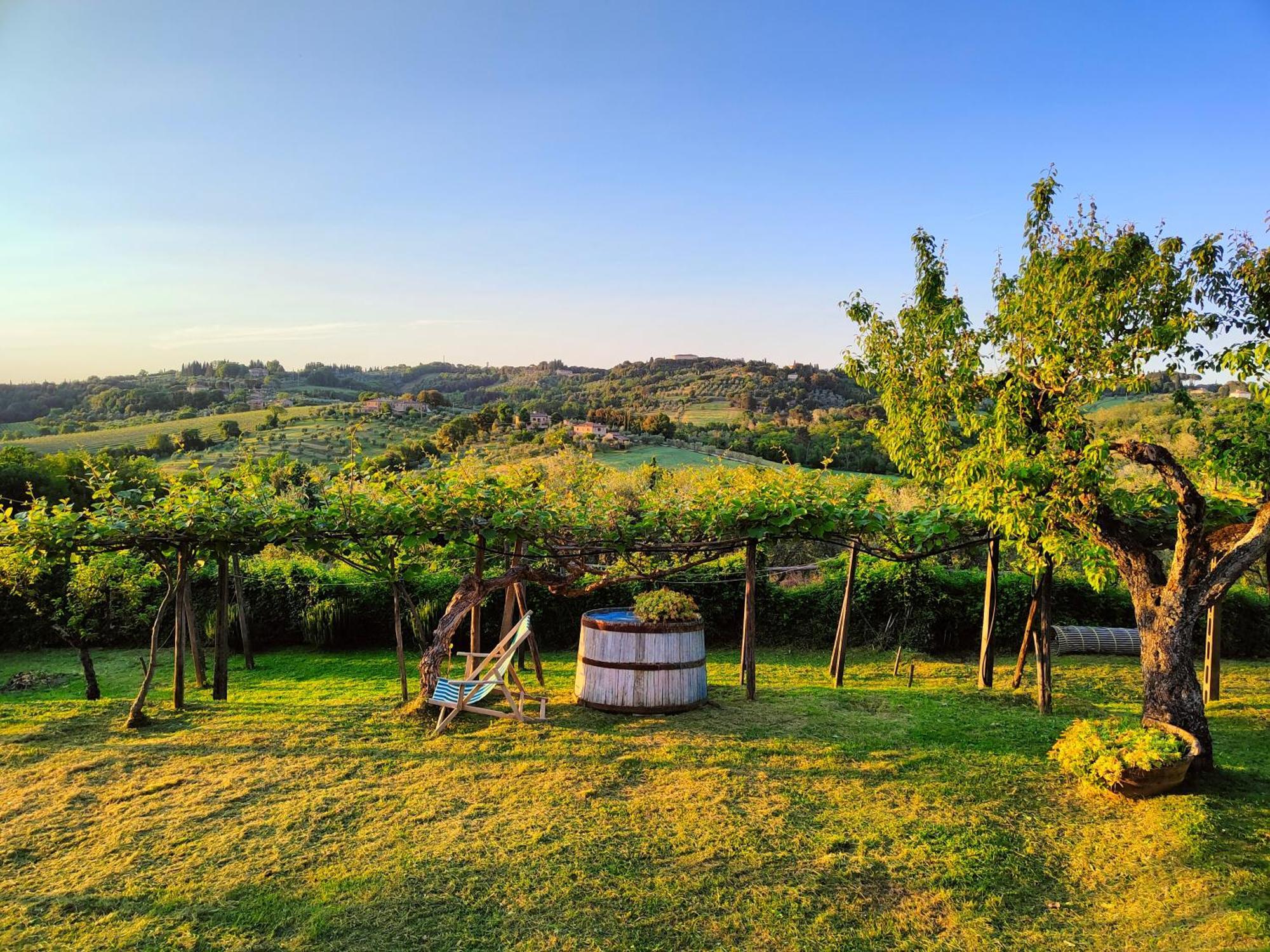 Borgo Villa Certano - Case Vacanza In Toscana Siena Exterior photo
